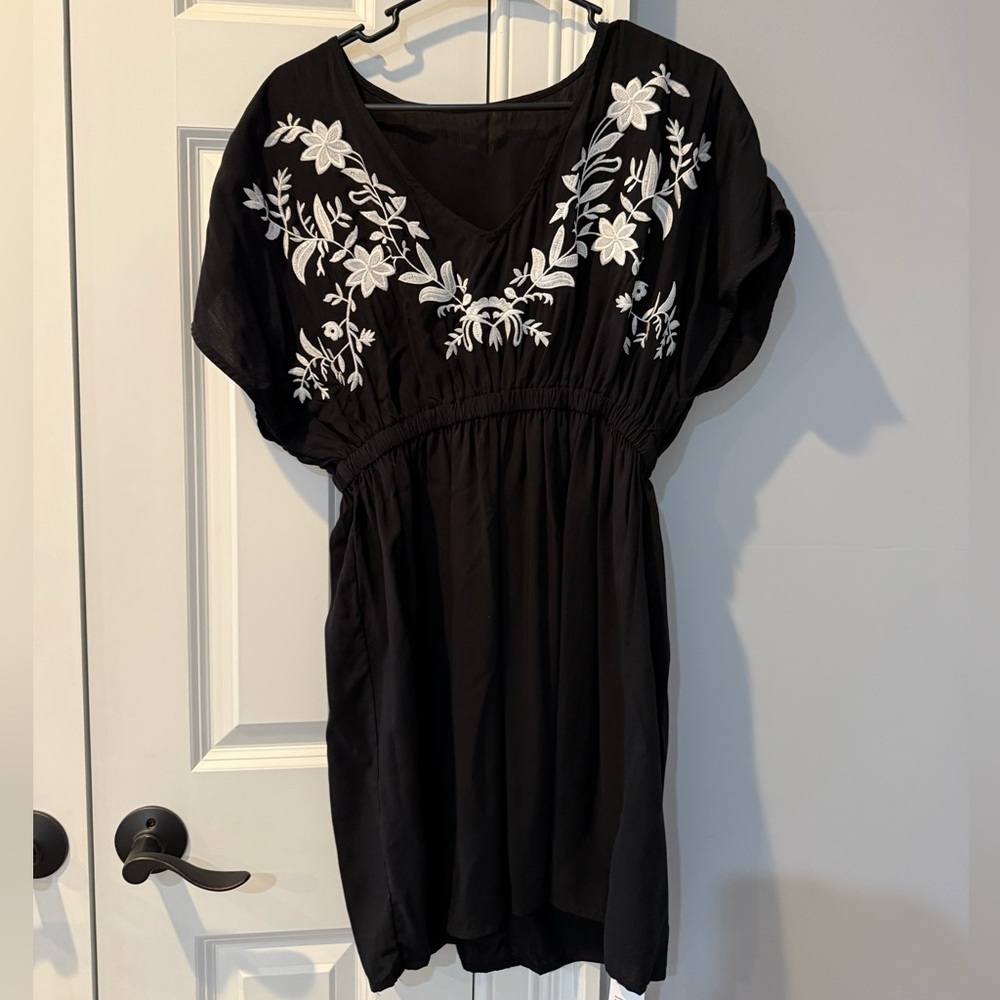 Cupshe Dress with White Designs on Front